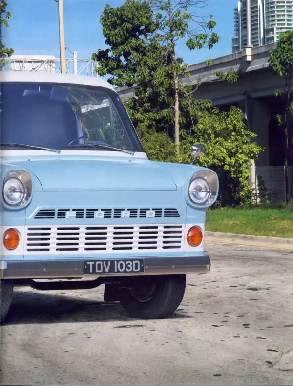  журнал Полицейские машины мира - Ford Transit MK1. Городская полиция Великобритании - Страница № 9