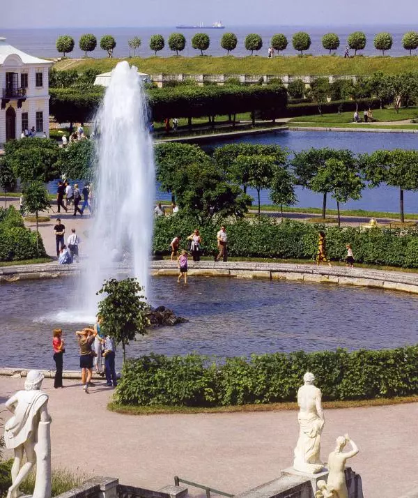 Александр Марголис - Дворцы Санкт-Петербурга - Страница № 191