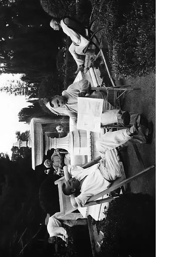 Казимир Малевич - Красный Малевич [Авторский сборник] - Страница № 174