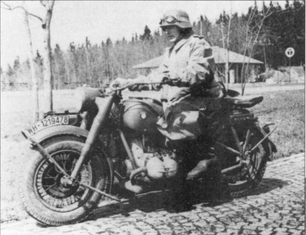 Мотоциклы Вермахта. Военное фото. Иллюстрация 30