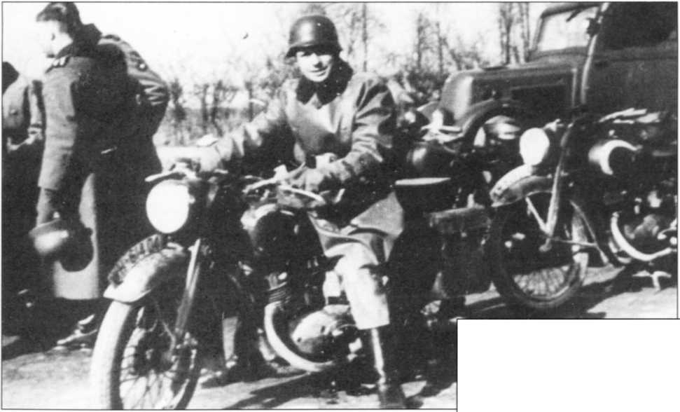 Мотоциклы Вермахта. Военное фото. Иллюстрация 65