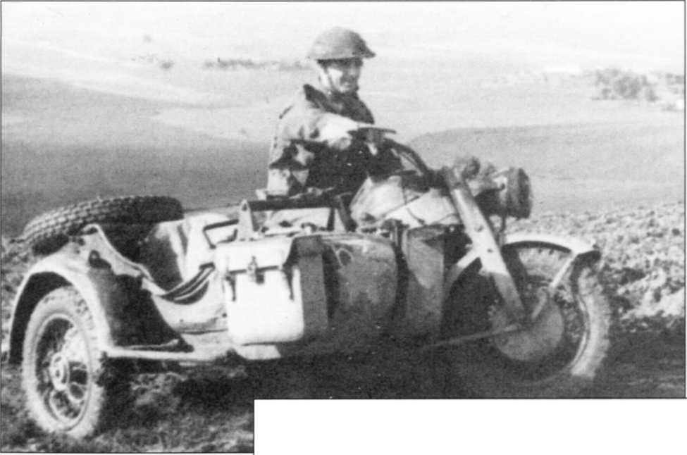 Мотоциклы Вермахта. Военное фото. Иллюстрация 91