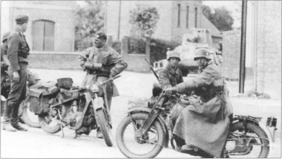 Мотоциклы Вермахта. Военное фото. Иллюстрация 129