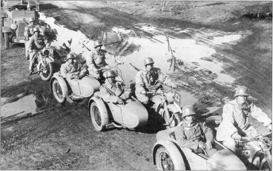 Мотоциклы Вермахта. Военное фото. Иллюстрация 151