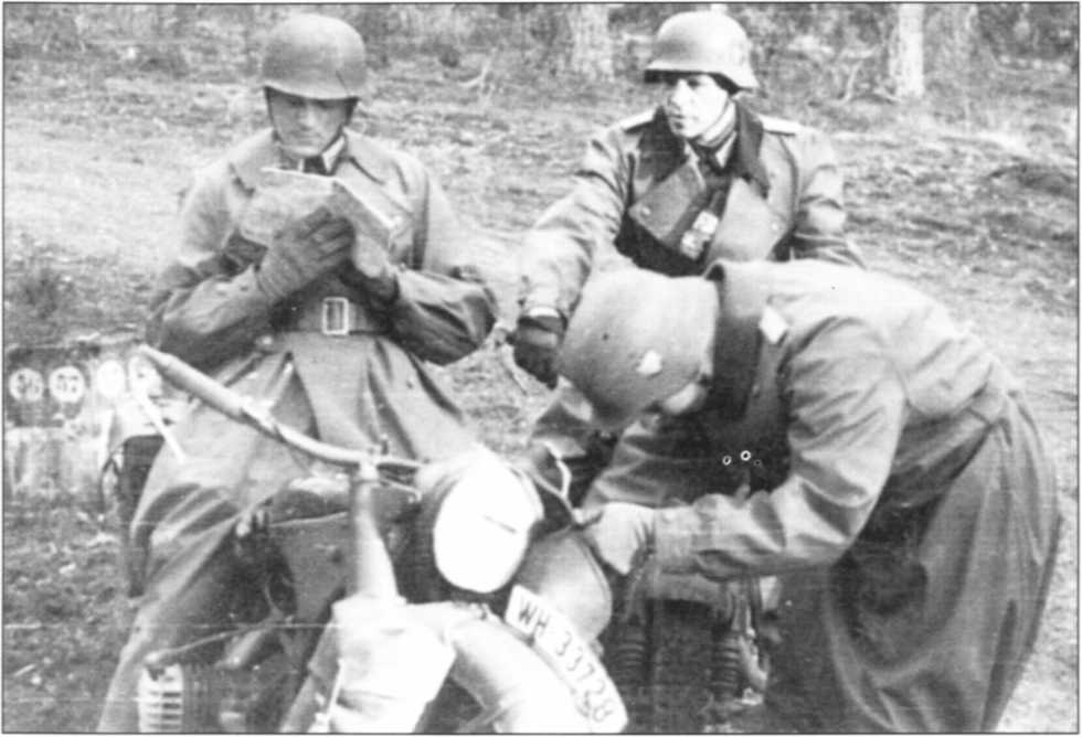 Мотоциклы Вермахта. Военное фото. Иллюстрация 160