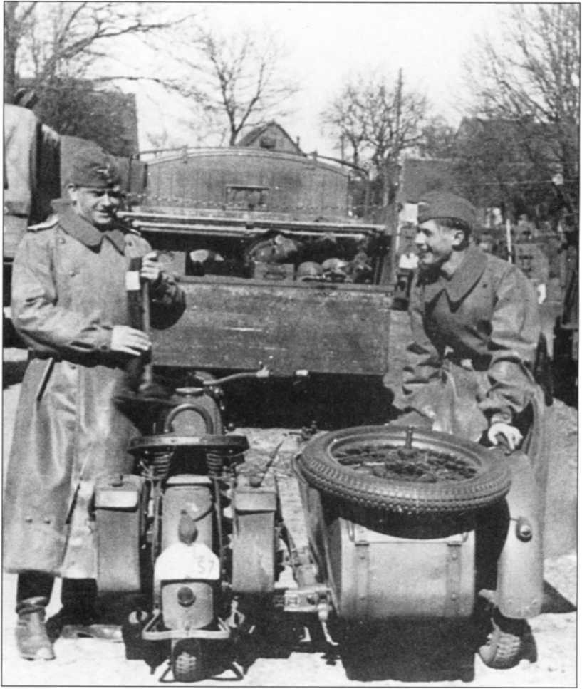 Мотоциклы Вермахта. Военное фото. Иллюстрация 173