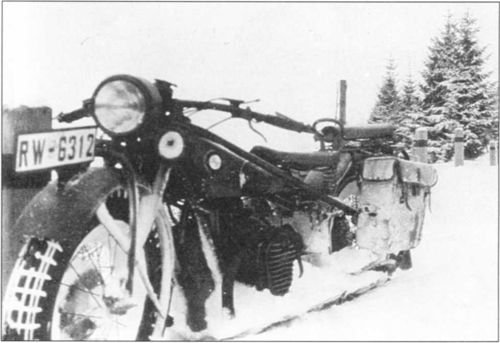 Мотоциклы Вермахта. Военное фото. Иллюстрация 135