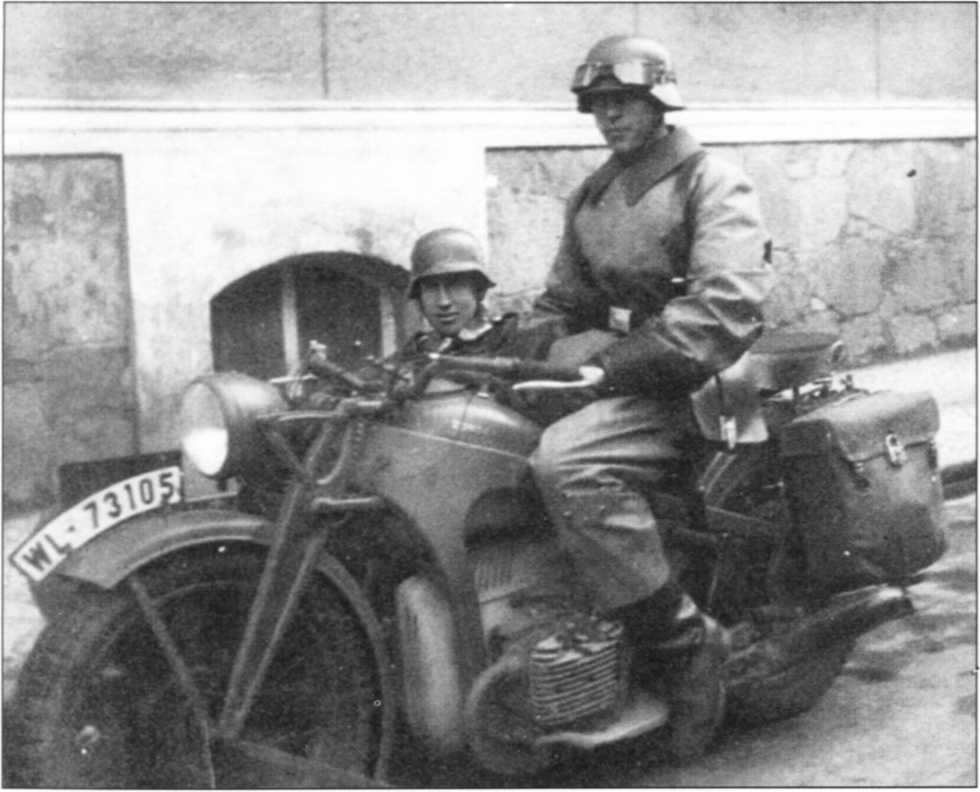 Мотоциклы Вермахта. Военное фото. Иллюстрация 4