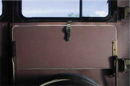 УАЗ-452B/452A. Журнал «Автолегенды СССР». Иллюстрация 11