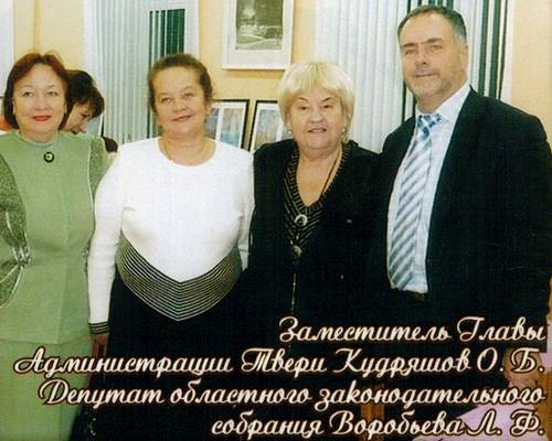 Ольга Прокофьева В Лифчике – Ненормальная (2006)