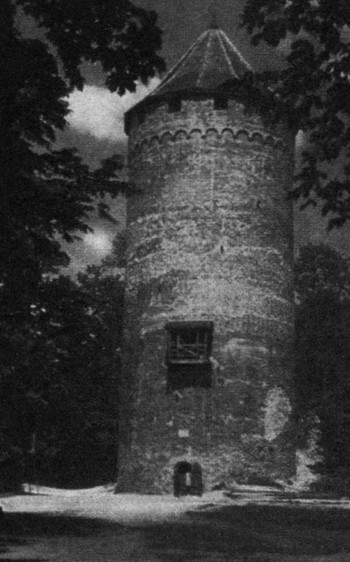 Реферат: Сигулдский замок