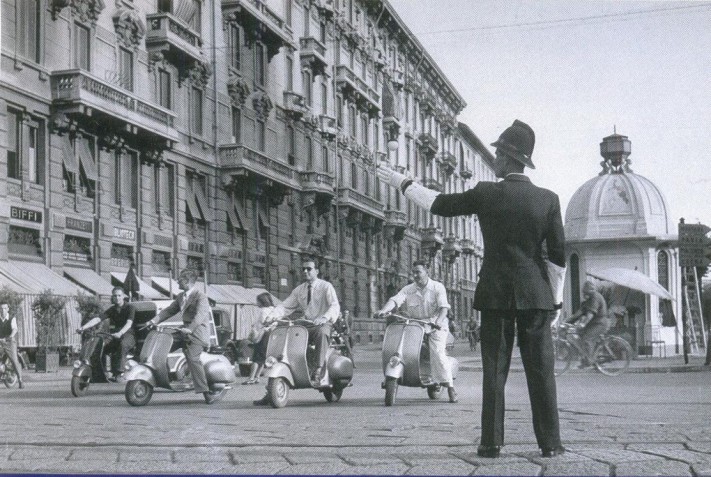 Fiat 238 Carabinieri 1967. Полиция Италии. Журнал Полицейские машины мира. Иллюстрация 11