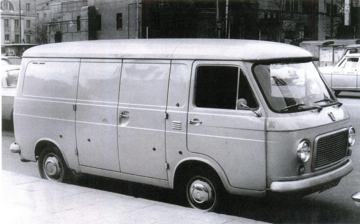 Fiat 238 Carabinieri 1967. Полиция Италии. Журнал Полицейские машины мира. Иллюстрация 7